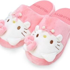 Hello Kitty Character Shaped Warm Slippers Made in Japan (NWT)